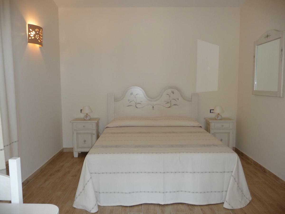 B&B Majore Όλμπια Εξωτερικό φωτογραφία